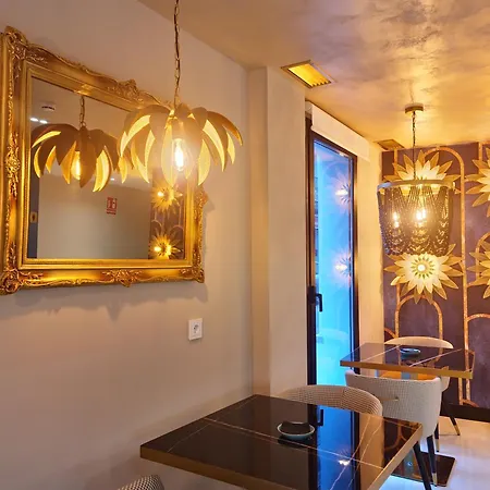 Moma Centro Hotell Villanueva De La Serena