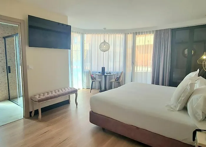 Moma Centro Hotel 2*