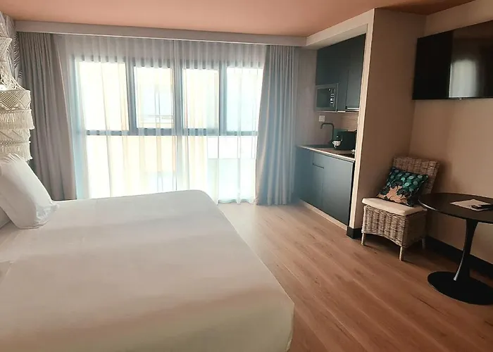 Otel Moma Centro Villanueva De La Serena